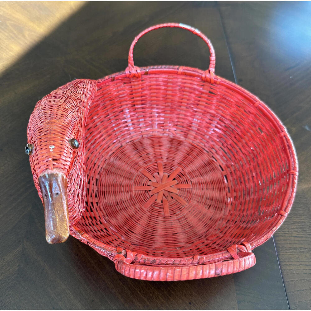 Vintage Red Wicker Duck Goose‎ Basket, Glass Eyes